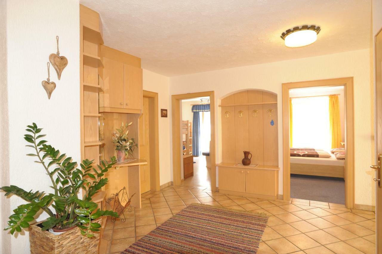 Xl Appartements Steinhaus Cadipietra Exterior foto