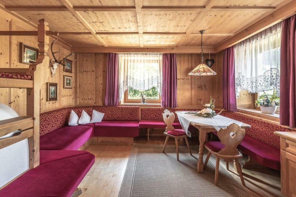 Xl Appartements Steinhaus Cadipietra Exterior foto